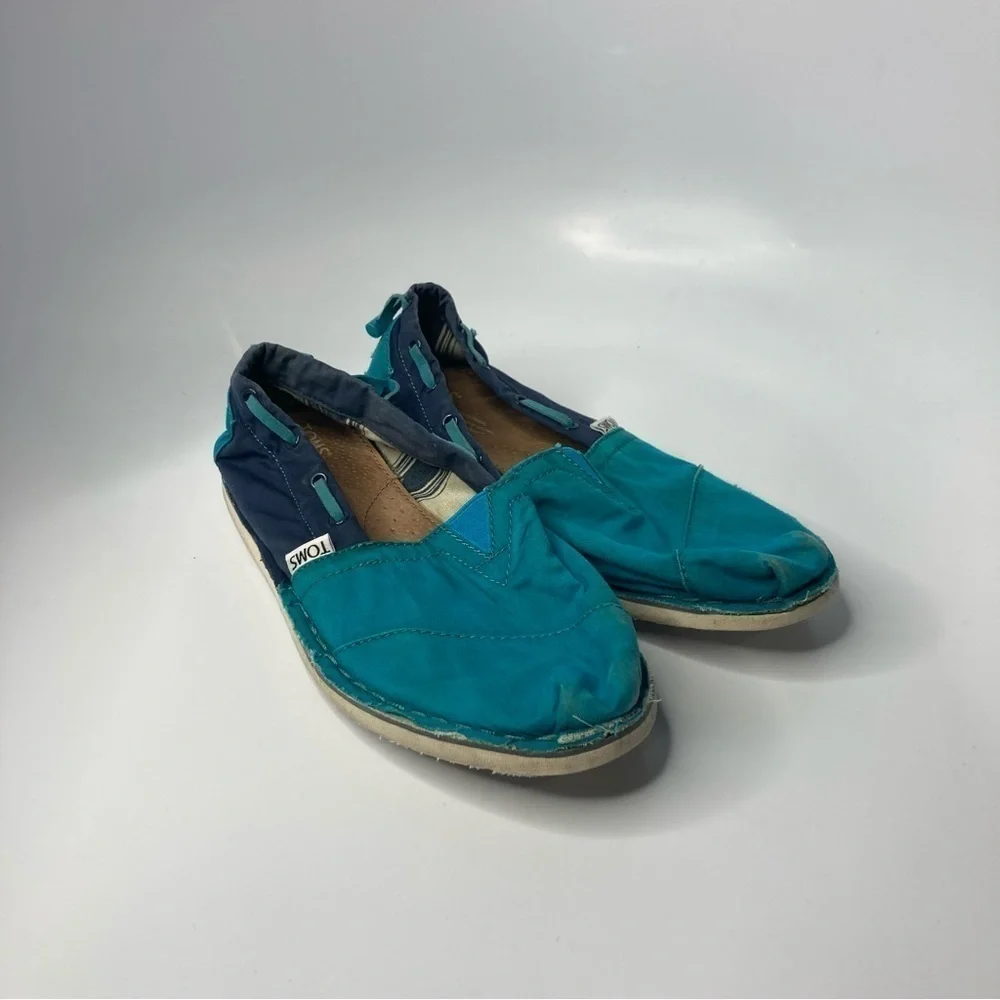 Toms color block slip on shoes‎ size 8